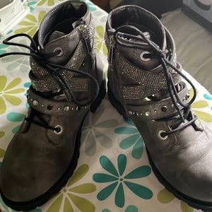 Girls boots by Kidpik